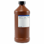 Une bouteille en plastique marron avec une étiquette blanche, marquée Nitrate d’argent 0,028N et DANGER. La bouteille possède un bouchon noir, porte la marque LaMotte en bas de l’étiquette, et fait partie de la série Silver Nitrate Titration Reagents - série 8848-L.